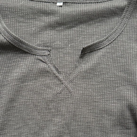Women's Black Long Sleeve Top - Picture 3 of 5